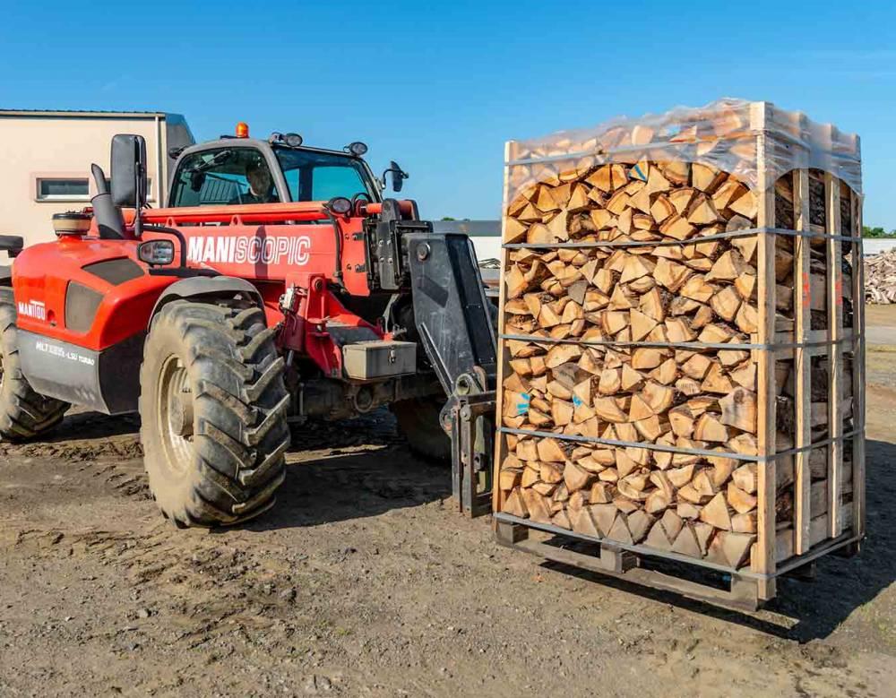 Bois sur palette près de Binic
